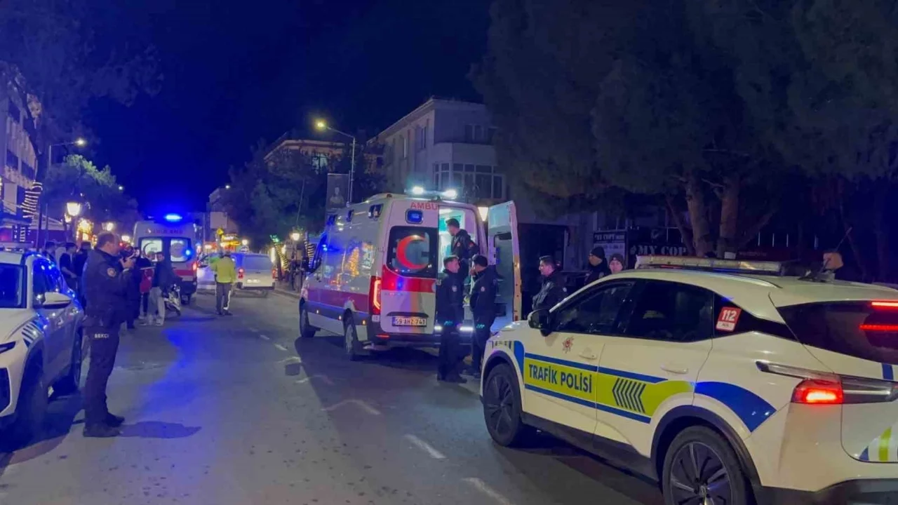 Tekirdağ'da iki motosiklet kafa kafaya çarpıştı: Sürücüler yaralandı