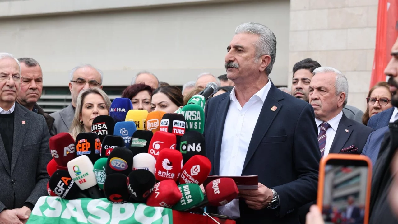 CHP Bursa'dan açıklama: Başkan Bozbey bizim onurumuzdur! Bizi teslim alamayacaksınız