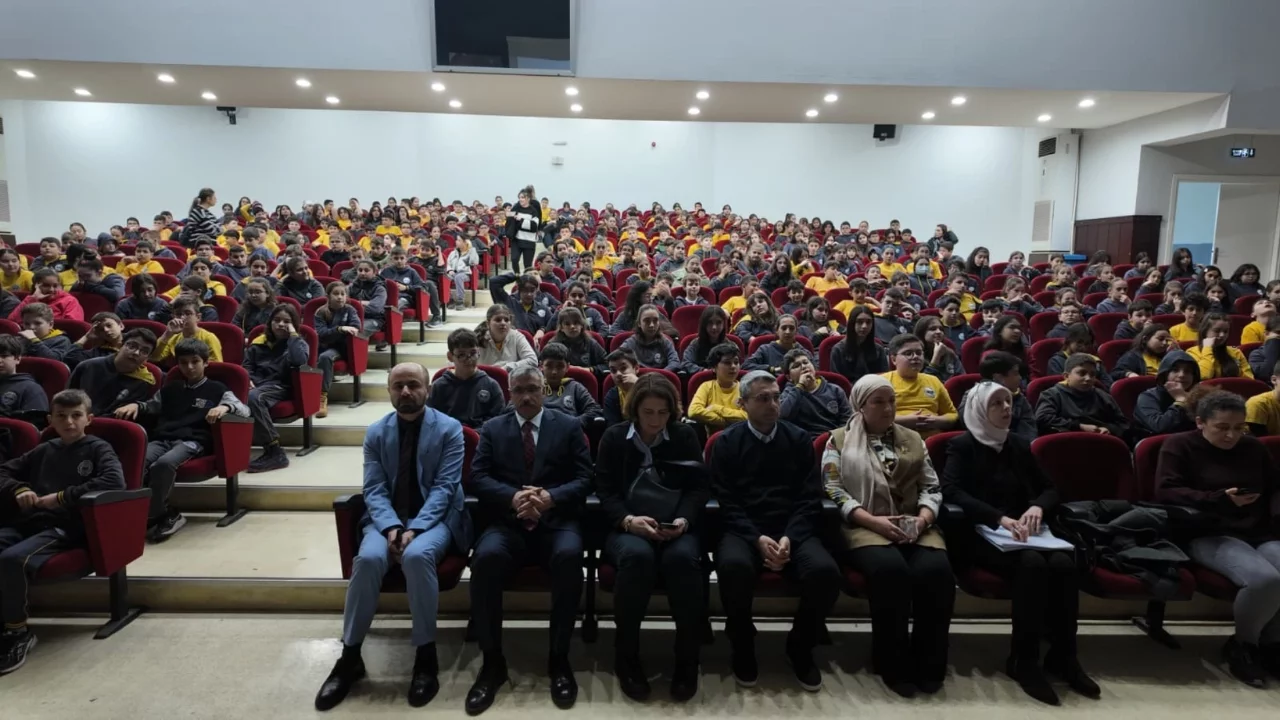 Bursa'da okullarda sıfır atık bilinci eğitim ve iş birliğiyle büyüyor