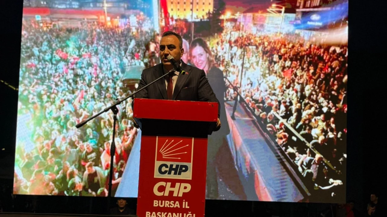 Bursa Büyükşehir Belediye Başkan Vekili Saldız: Bursa'mızın iradesi yok sayılamaz! Her koşulda başkanımız Mustafa Bozbey'in yanındayız!