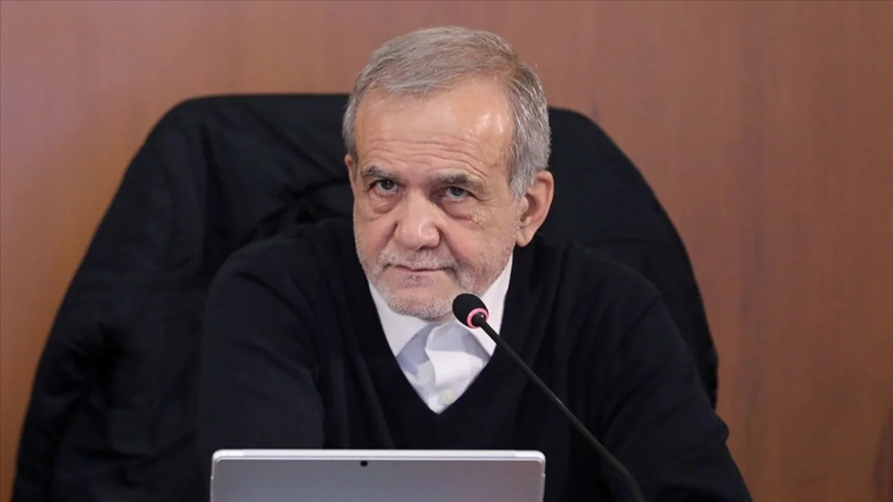 Pezeşkiyan: Saldırıların tekrarlanmaması güvencesiyle bu savaşı bitirmek için gerekli irademiz var