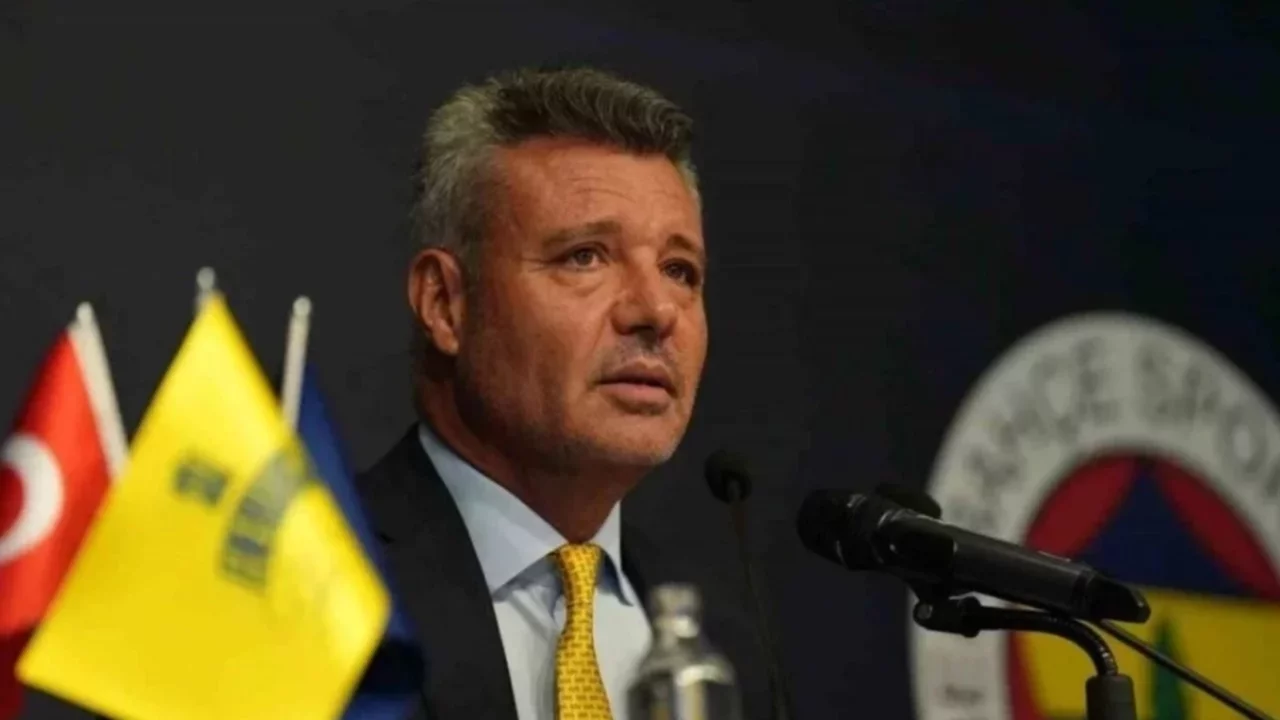 Fenerbahçe Başkanı Sadettin Saran trafik kazası geçirdi