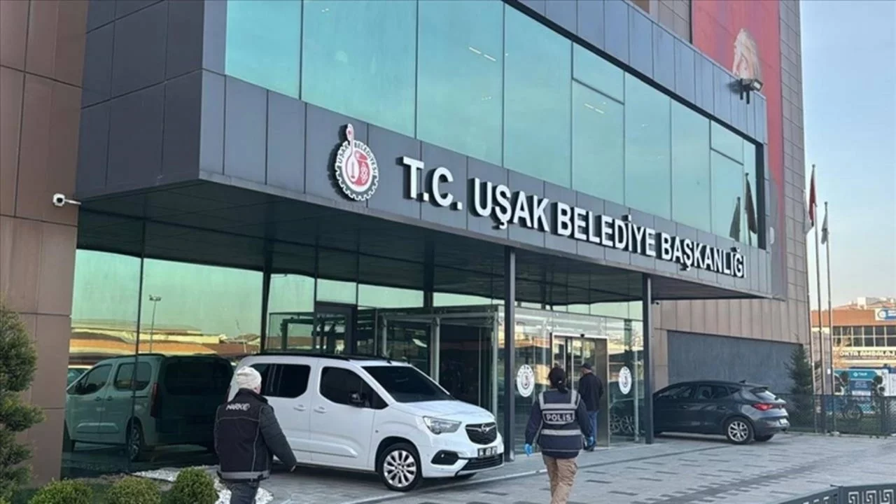 Uşak Belediyesi soruşturmasında yeni gelişme: 4 isim hakkında karar