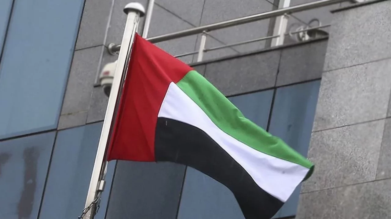 BAE, İran vatandaşlarının ülkeye giriş ve transit geçişini yasakladı