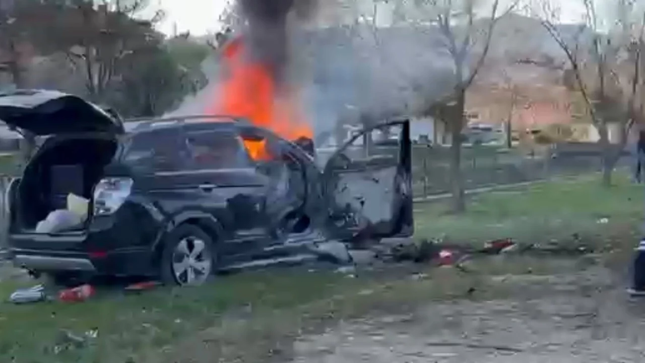 Tokat'ta ağaca çarpan cip yandı: Ölü ve yaralılar var