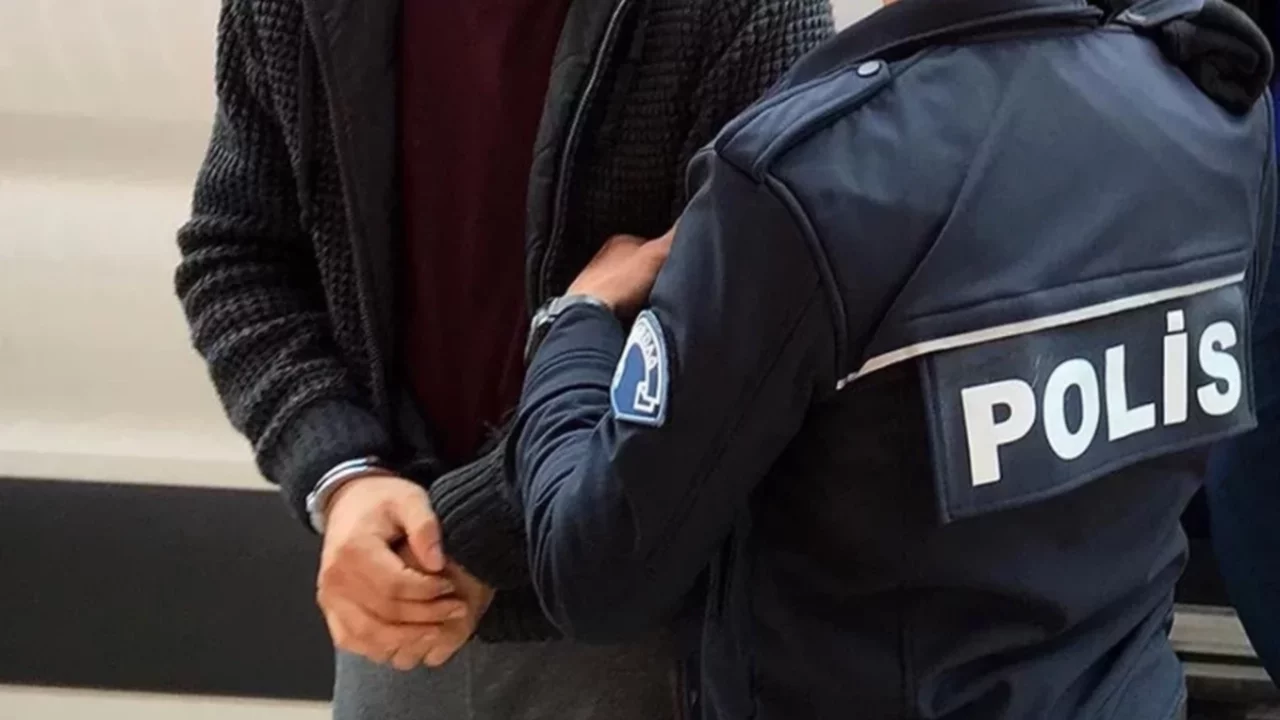 Bursa dahil 16 ilde suç içerikli paylaşım yapan 35 şüpheli yakalandı