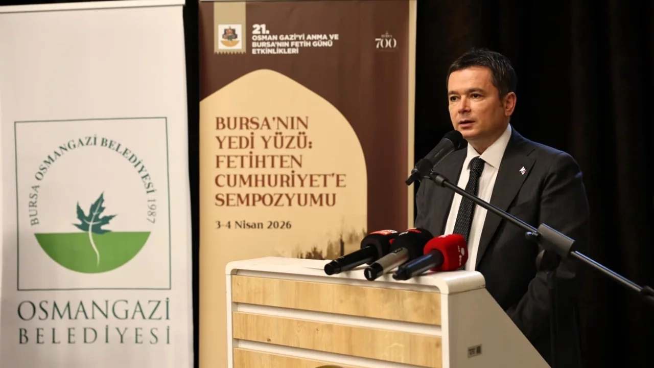 Osmangazi'de "Bursa'nın Yedi Yüzü: Fetihten Cumhuriyet'e Sempozyumu başladı