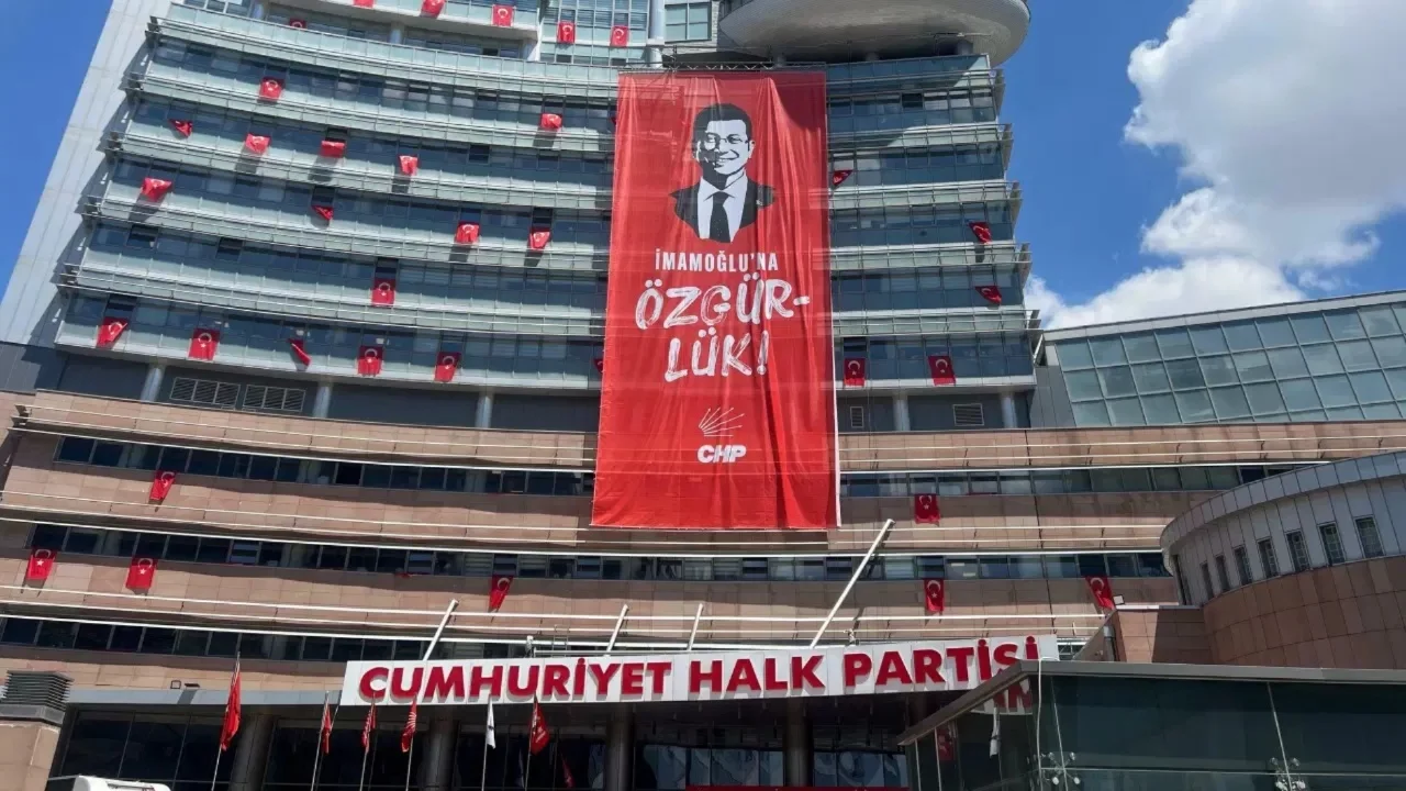 İBB davasında ara karar sonrası CHP'li isimlerden ilk tepkiler: 'Sevincimiz buruk, umudumuz diri'