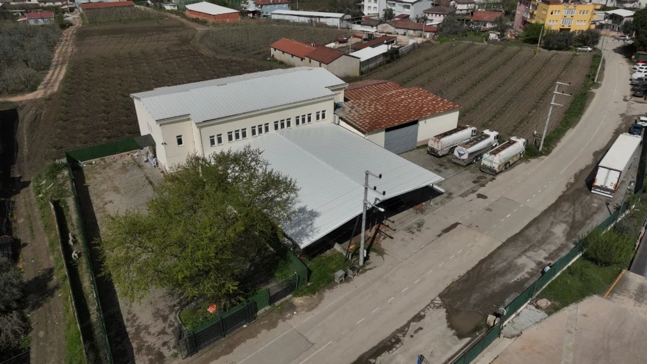 Bursa Büyükşehir Belediyesi'nden kırsal mahallelere malzeme desteği