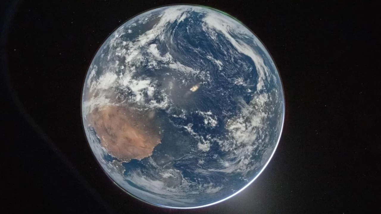 NASA, Dünya'nın uzaydan çekilmiş yeni görüntülerini yayınladı