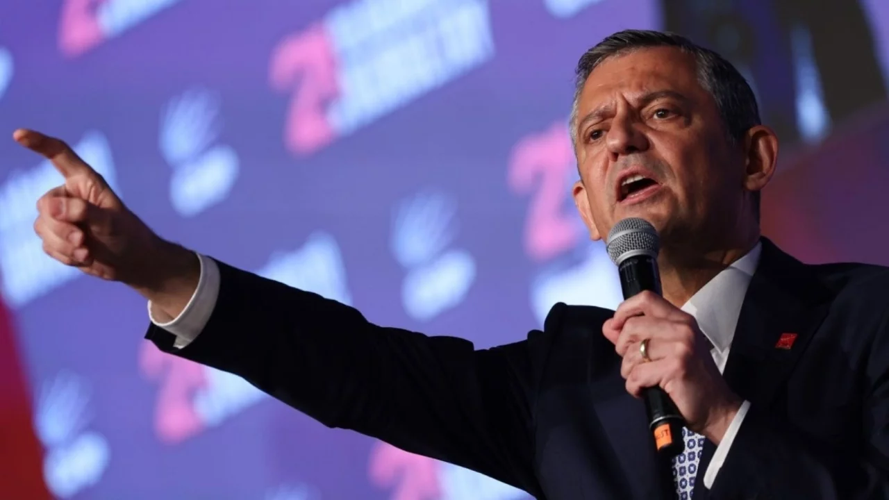 CHP lideri Özel'den Kütahya mitingine çağrı