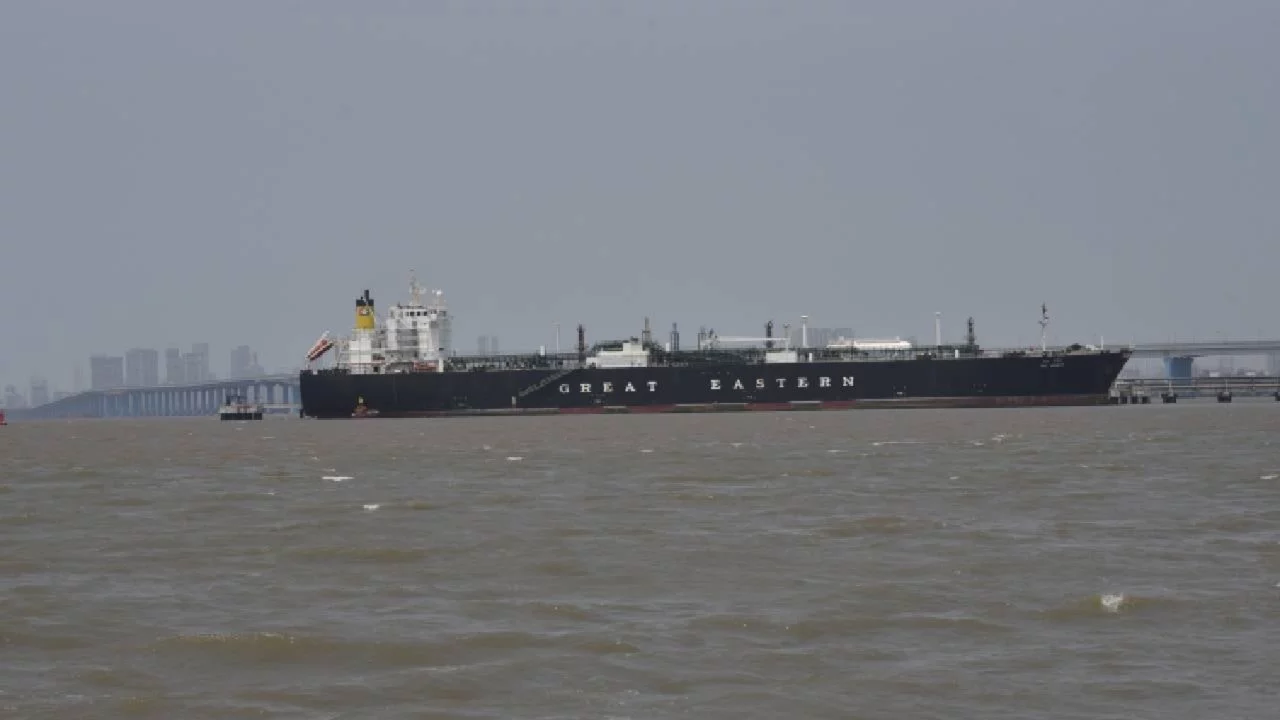 Hindistan, 7 yıl sonra ilk kez İran'dan petrol aldı