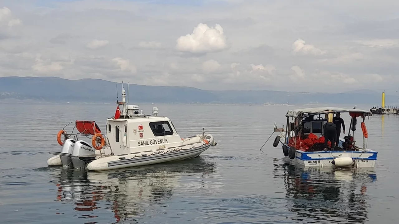 Kaçak midye ihbarı ekipleri harekete geçirdi