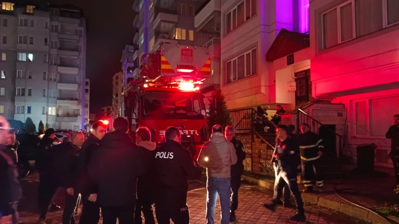 Ordu'da daire yangını: 81 yaşındaki adam ağır yaralandı