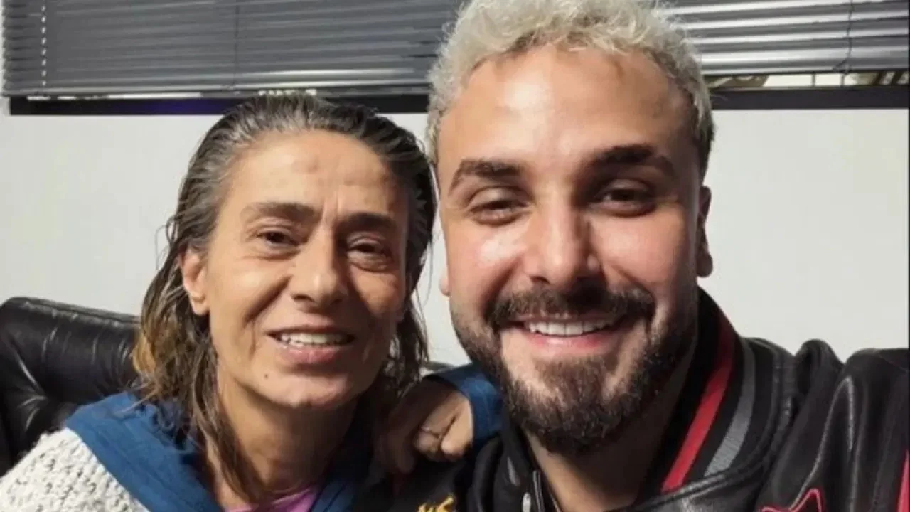 Yıldız Tilbe ve Sefo'dan sürpriz paylaşım!