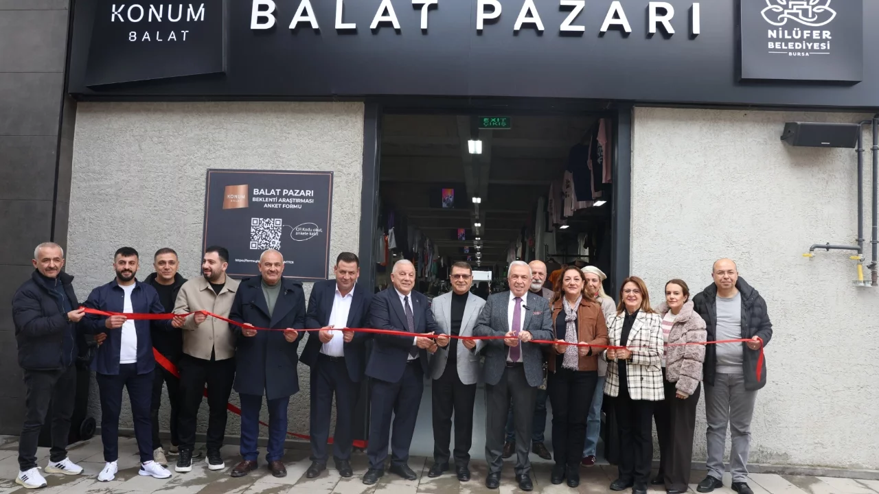 Nilüfer'in 8'inci giyim pazarı Balat'ta hizmete girdi
