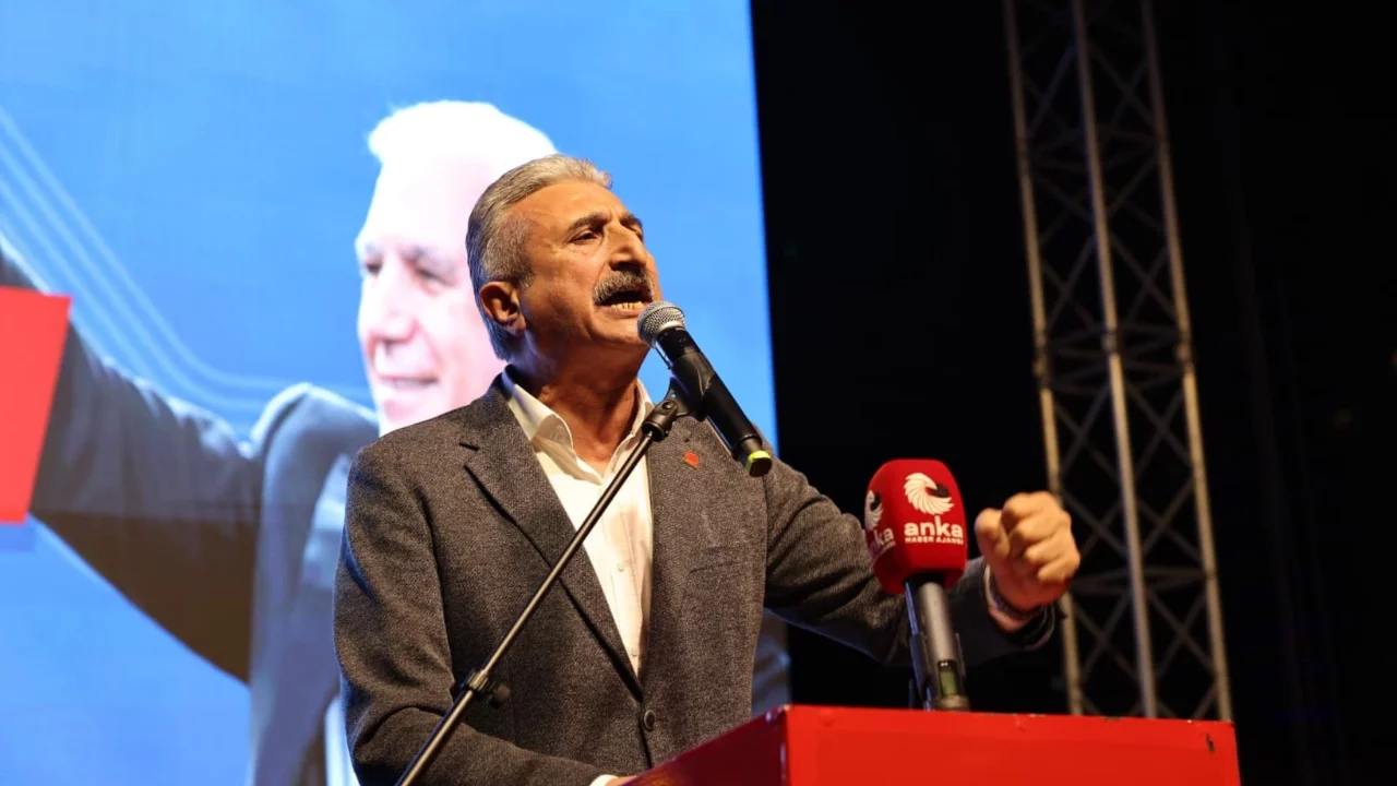 CHP Bursa İl Başkanı Yeşiltaş: Sandıkta bükemediğiniz bileği, masa başında hazırladığınız kumpaslarla kıramayacaksınız!