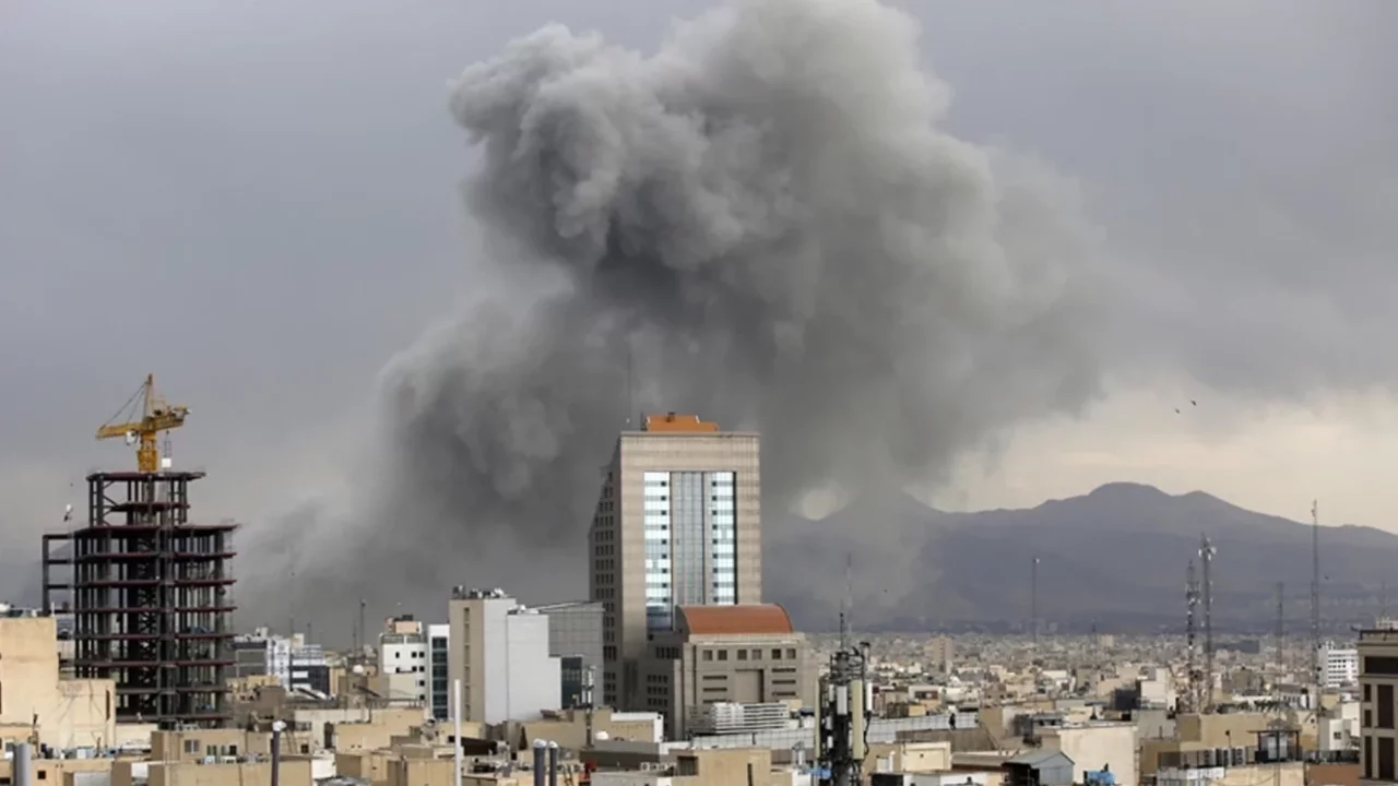 İsrailli sunucudan 'İran'da nükleer bomba kullanılması' önerisi