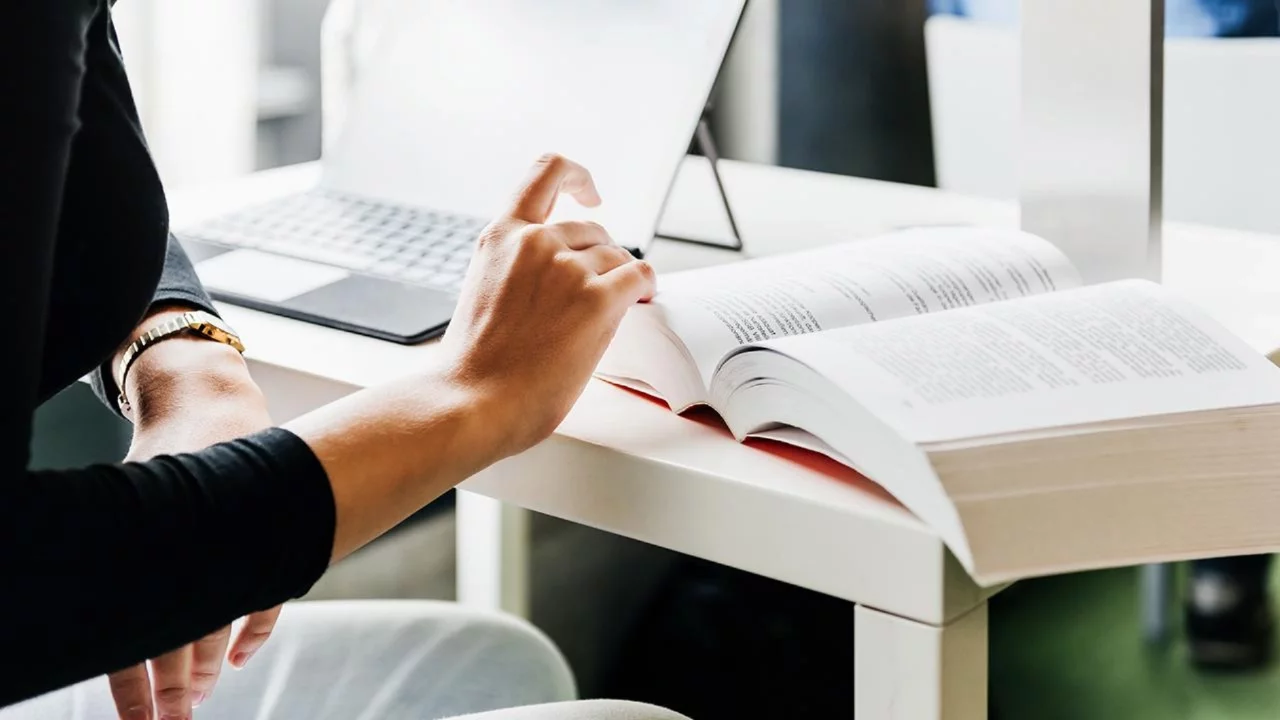 Eğitim izni olmayan yabancı okullardaki Türk öğrenciler tespit edilecek