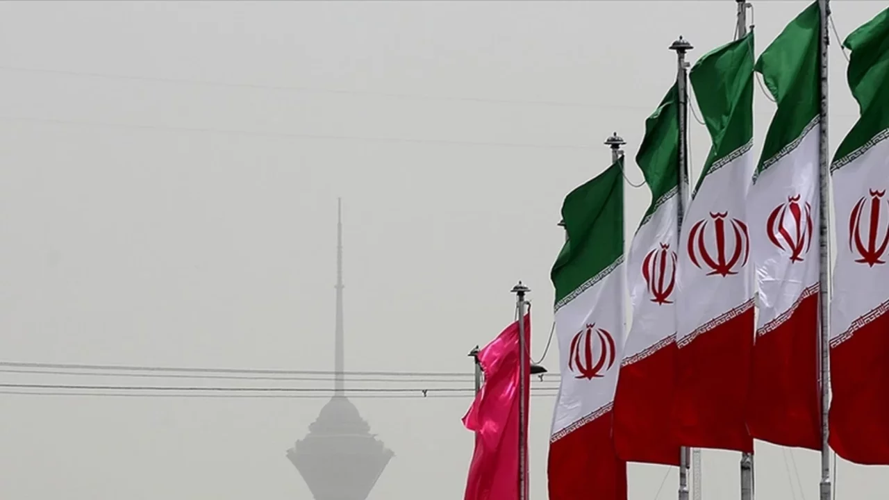 İran: ABD'ye ait SİHA düşürüldü