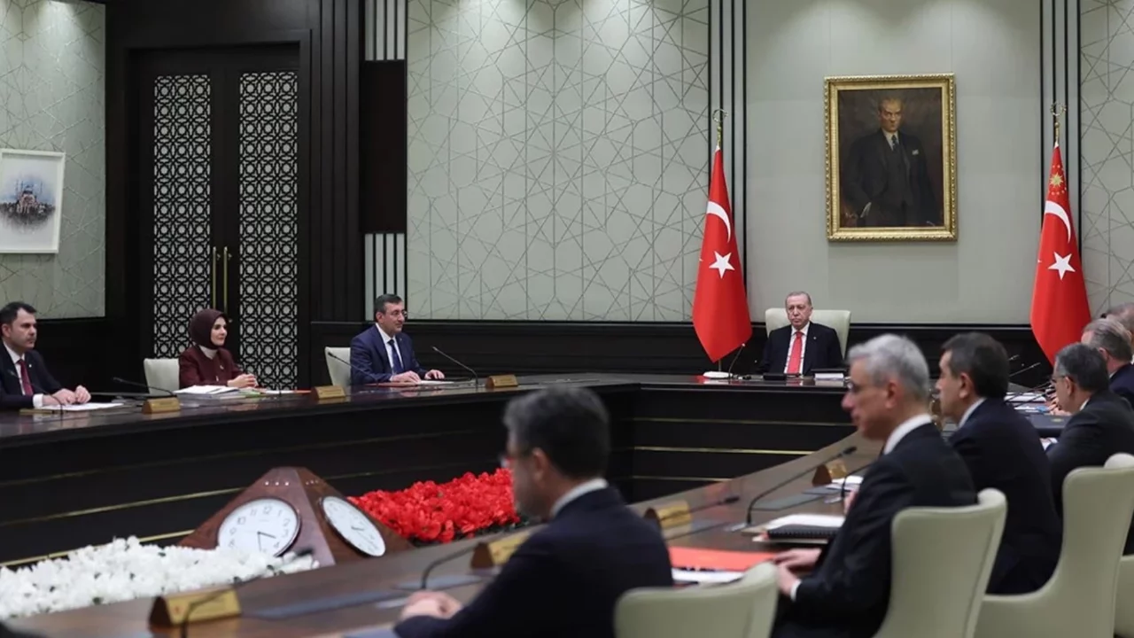 Kabine bugün 'Orta Doğu' gündemiyle toplanacak