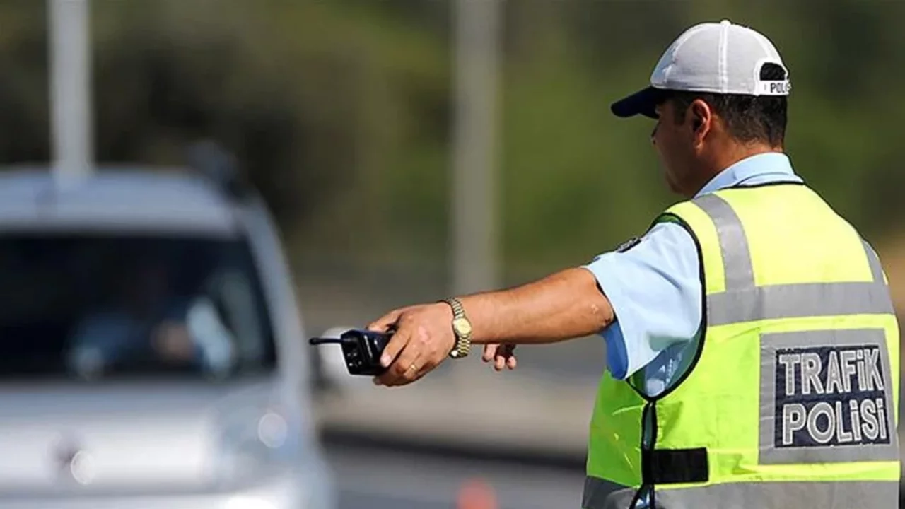 Trafikte makas atan sürücü cezasız kalmadı