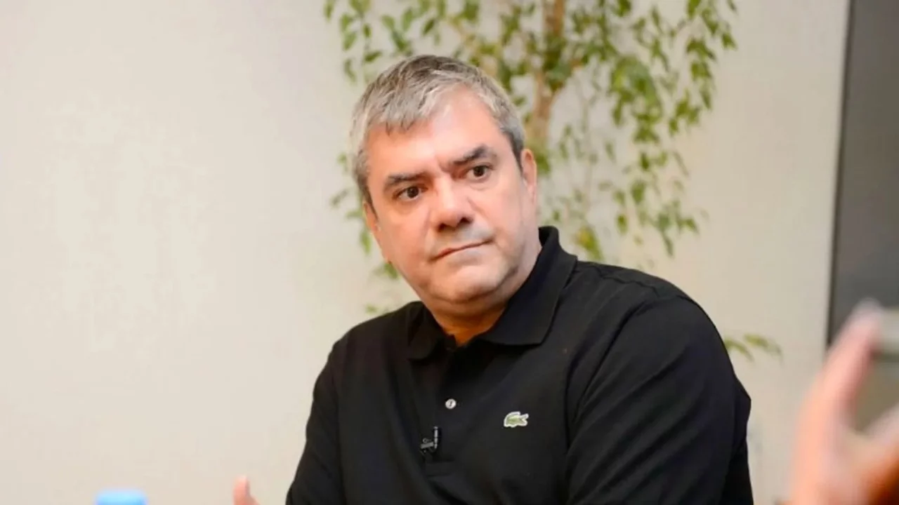 Yılmaz Özdil'in, Sözcü TV'den istifa ettiği iddia edildi