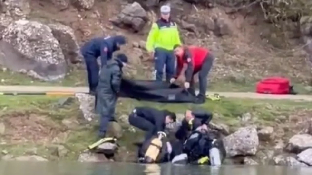 Balık tutmaya gittiği gölette hayatını kaybetti