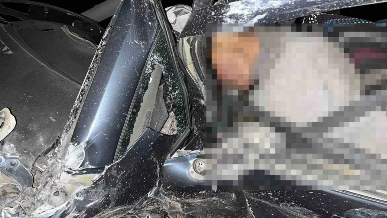 Kaymakam trafik kazası geçirdi: 1 ölü, 2 yaralı