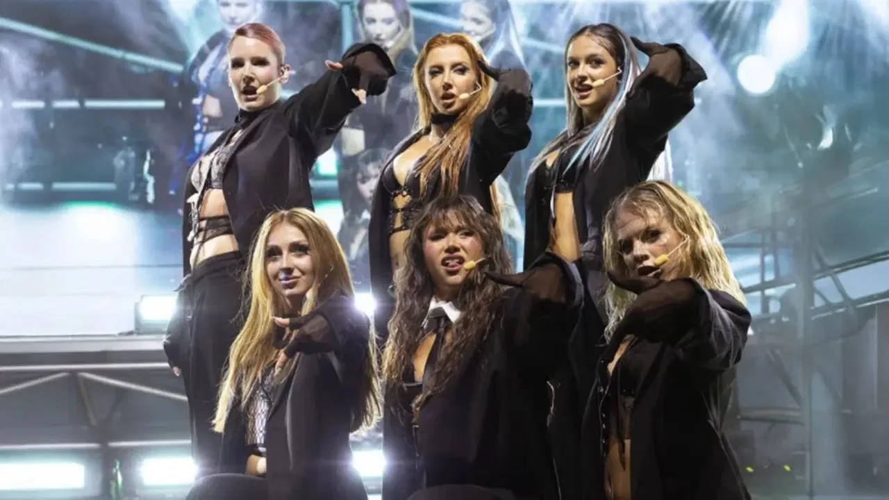 Manifest listenin zirvesinde!