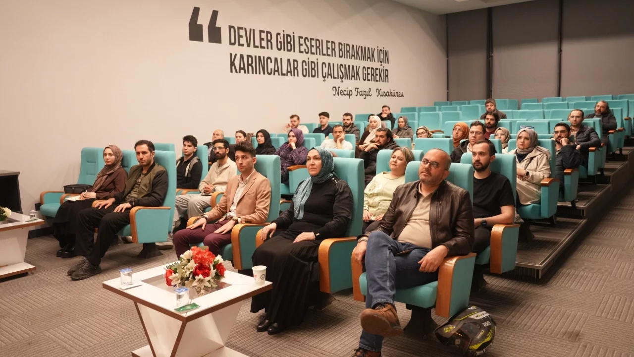 Yıldırım'da 'Gençlerle Şehir ve Tarih Atölyesi' yapıldı