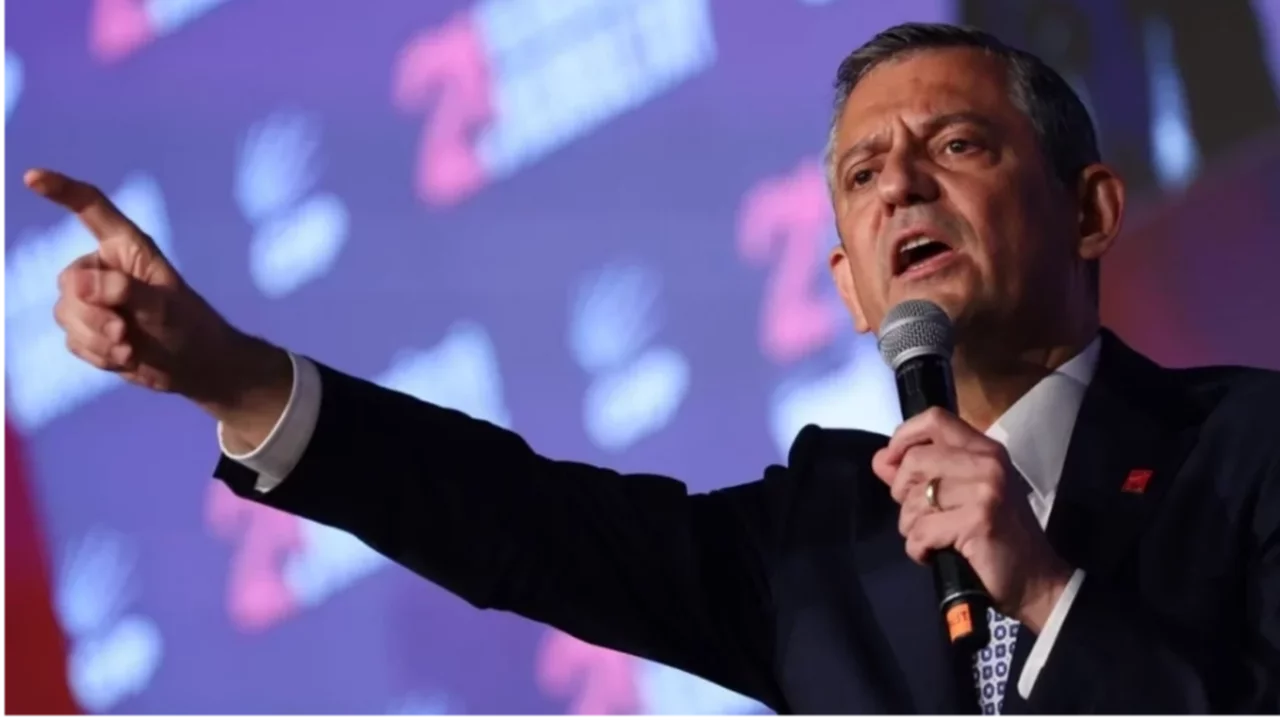 Özgür Özel: Bursa seçmeni önümüzdeki seçim akşamı tarihi ders verecek!