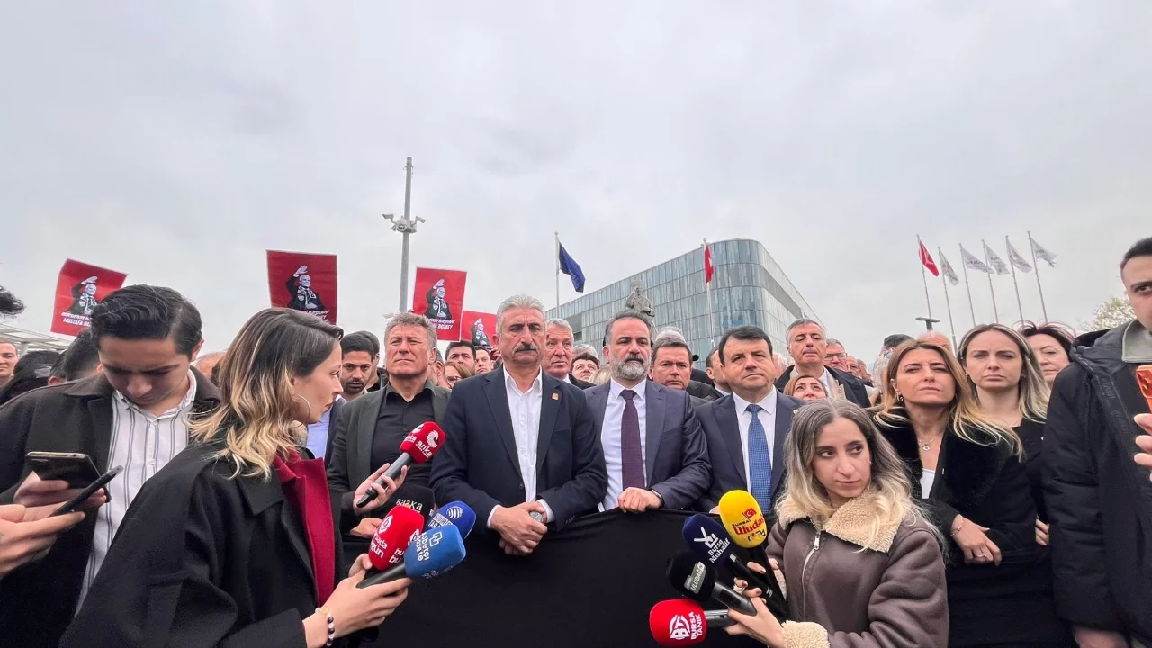 CHP Bursa İl Başkanı Yeşiltaş: Çökme operasyonu gerçekleşmiştir!