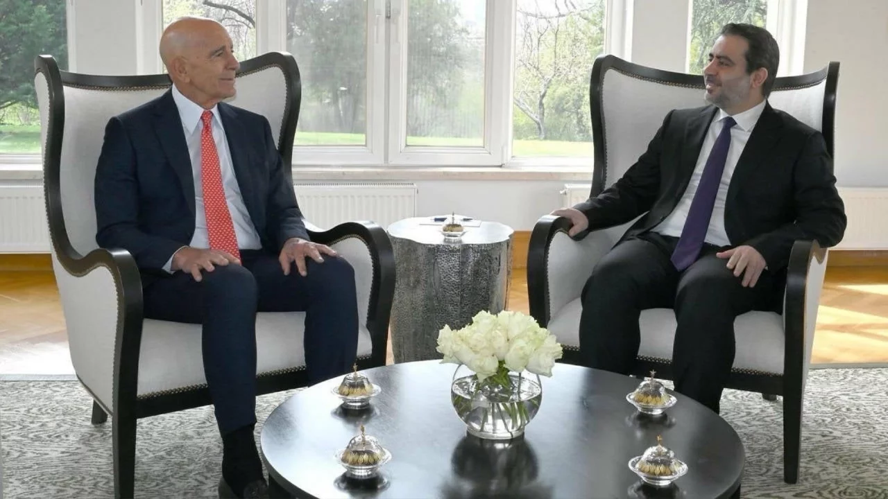 Tom Barrack, HTŞ yönetimindeki Suriye Dışişleri Bakanı Şeybani'yi ağırladı