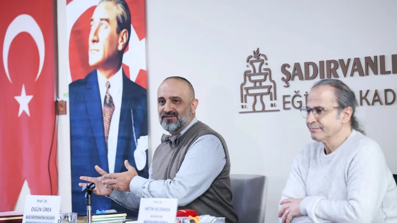 Osmangazi Şadırvanlı Han Felsefe Konferansları'nda "başkaldırı" ele alındı