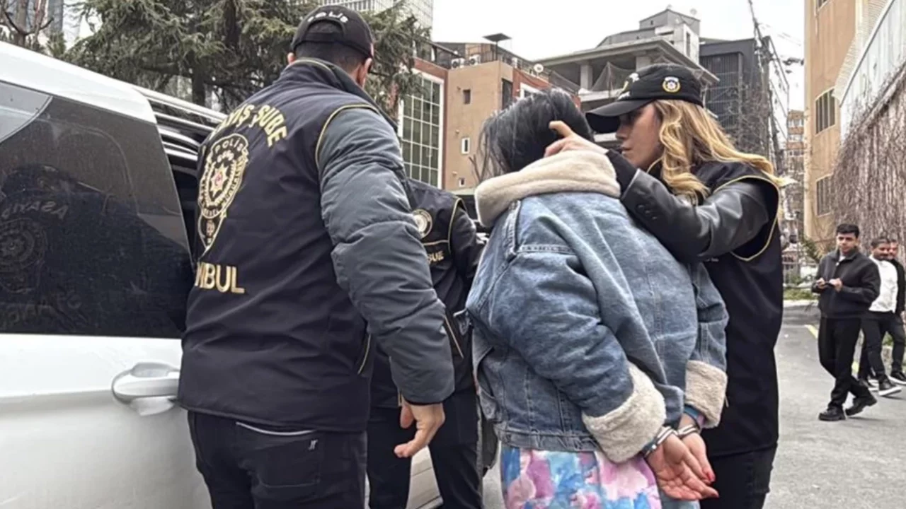 Kendisine tokat atan kişiyi silahla öldürdü!