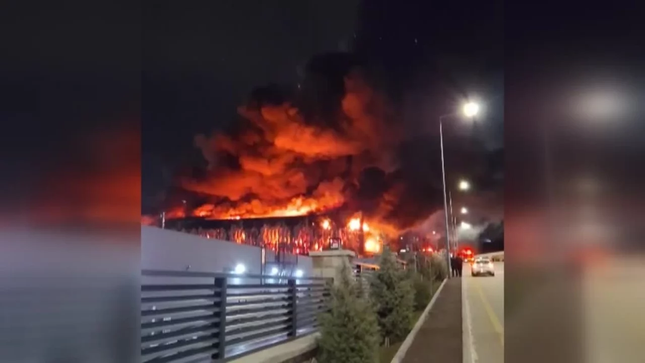 Ankara'da ilaç fabrikasında yangın