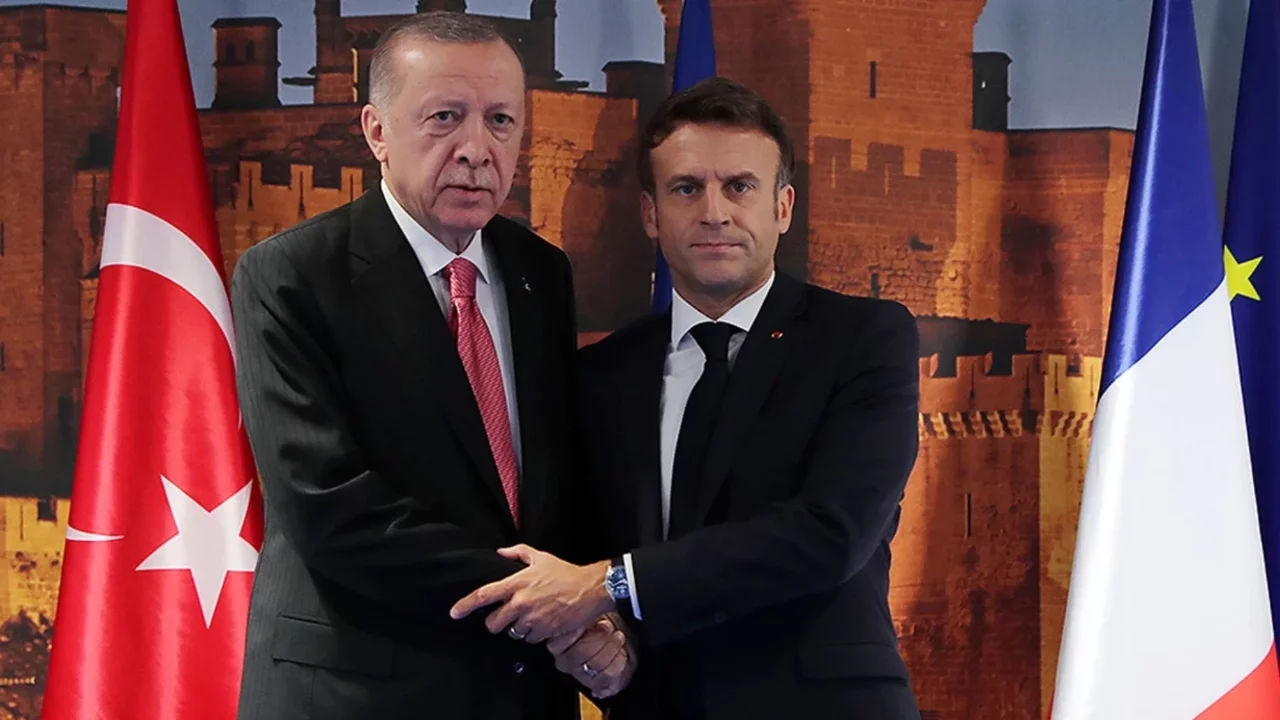 Cumhurbaşkanı Erdoğan, Fransa Cumhurbaşkanı Macron ile görüştü