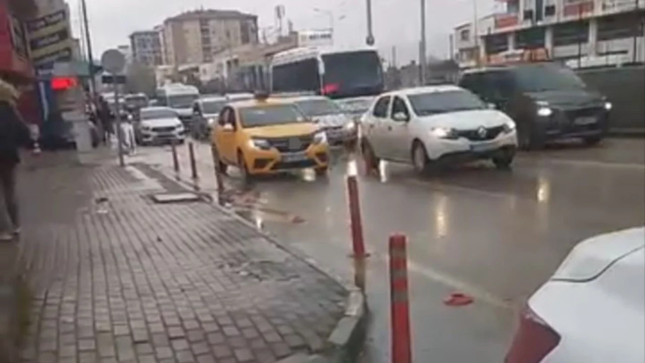 Bursa'da taksici trafikte geri geri ilerledi: 3 bin lira ceza kesildi