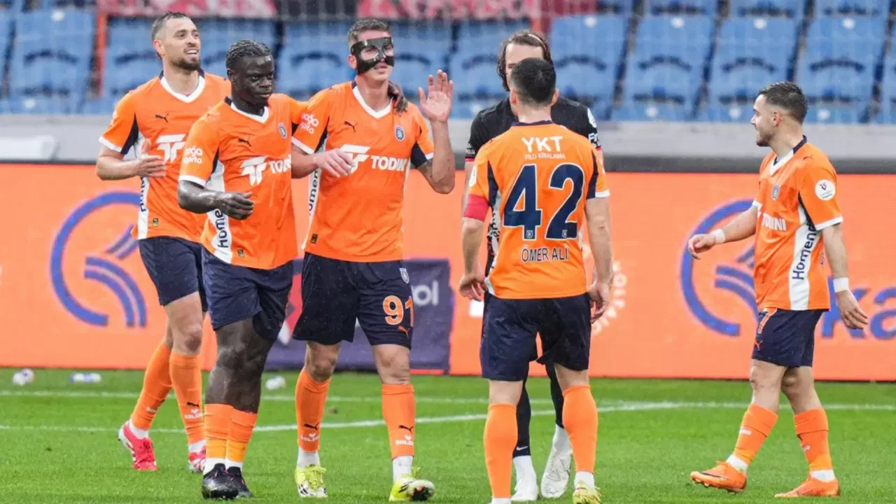 Başakşehir, Gençlerbirliği'ni 3-0 mağlup etti