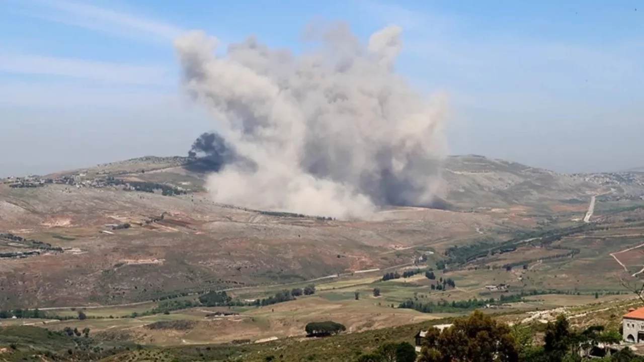 İsrail ordusunun Lübnan'ın güneyine düzenlediği saldırıda 13 kişi hayatını kaybetti
