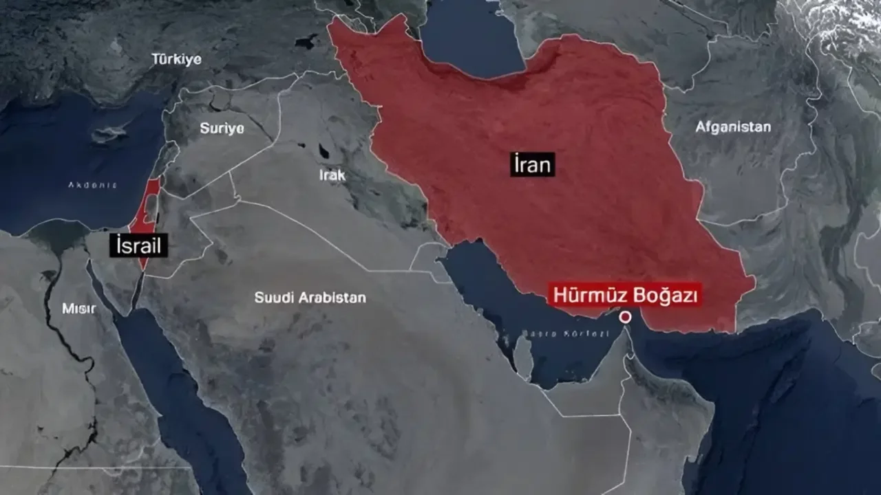 İran Devrim Muhafızları: Hürmüz'den geçen askeri gemilere sert müdahale ederiz