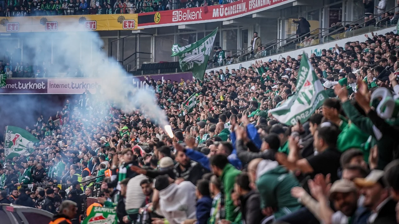 35 bin Bursasporlu Eskişehir'de takımını yalnız bırakmadı