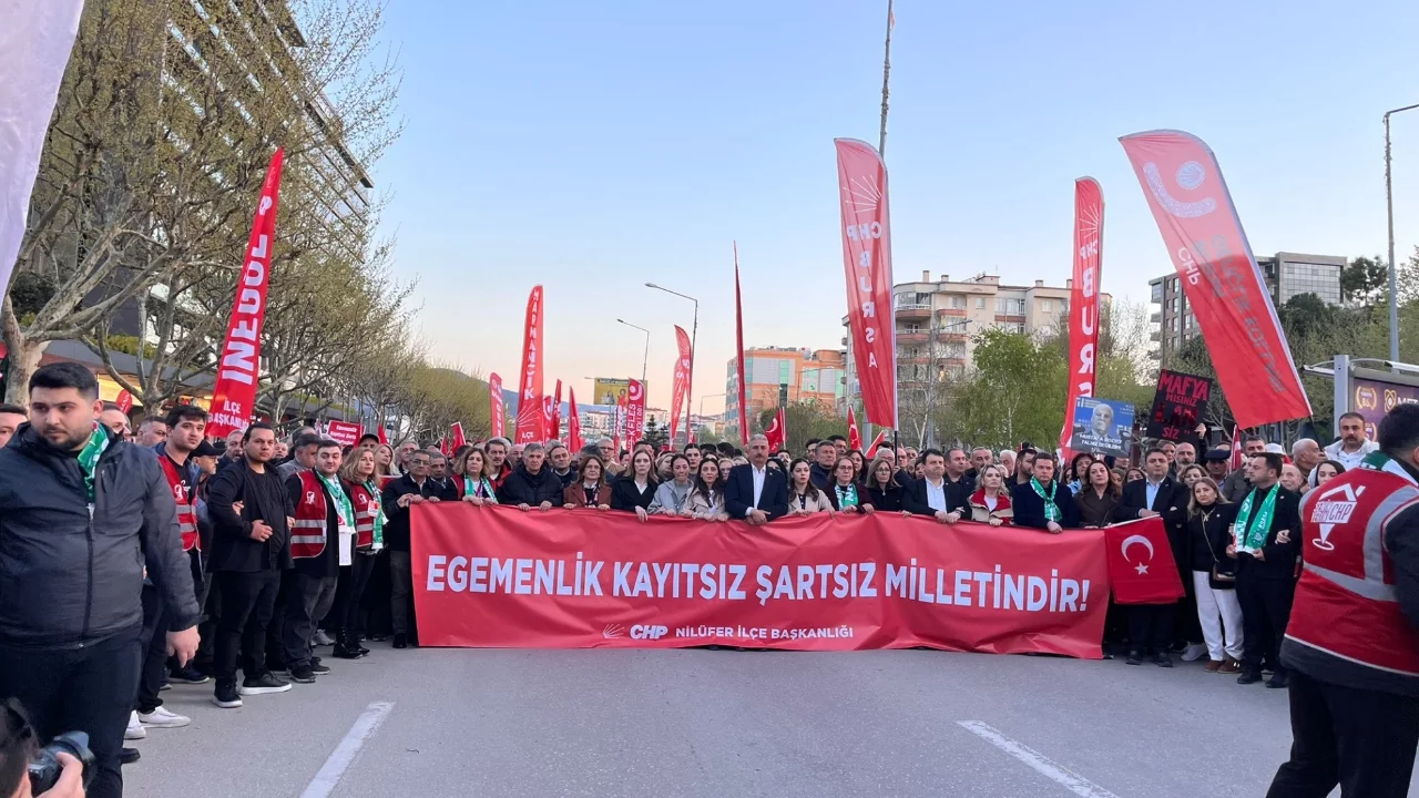 CHP Bursa'dan FSM'de Bozbey yürüyüşü