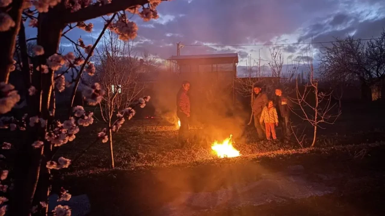 Sabaha kadar nöbet tuttular: Ateş yakarak korumaya aldılar