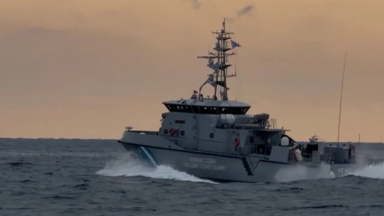 Yunanlılar Türk balıkçı teknesini taciz etti