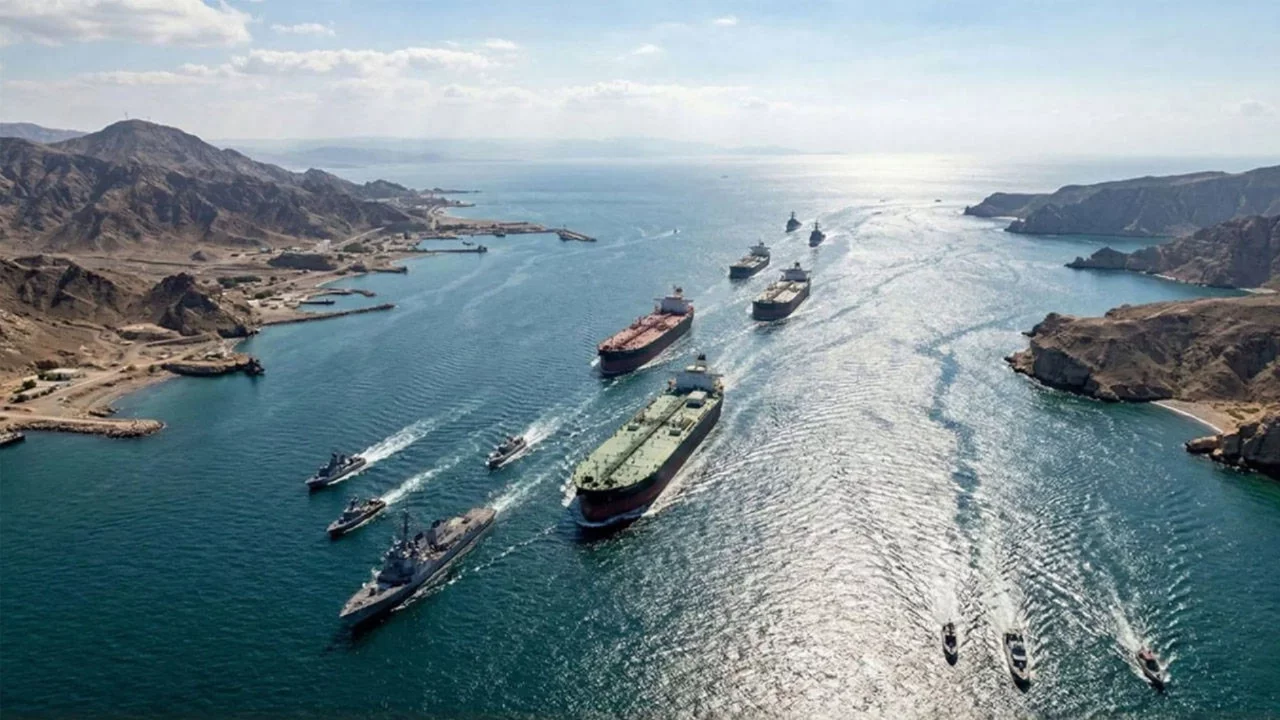 İran: Askeri gemiler Hürmüz'e yaklaşırsa, bu ateşkes ihlali kabul edilecek