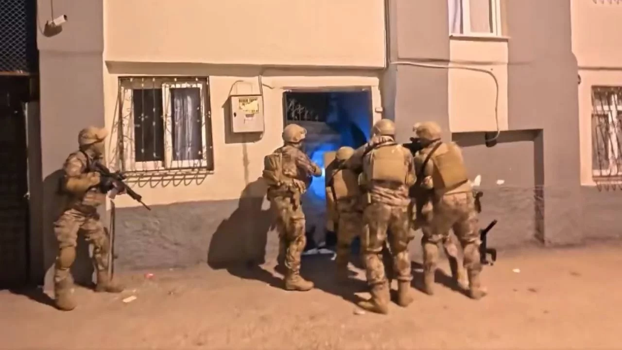 'Bayğaralar' organize suç çetesine operasyon: 8 ilde 287 gözaltı