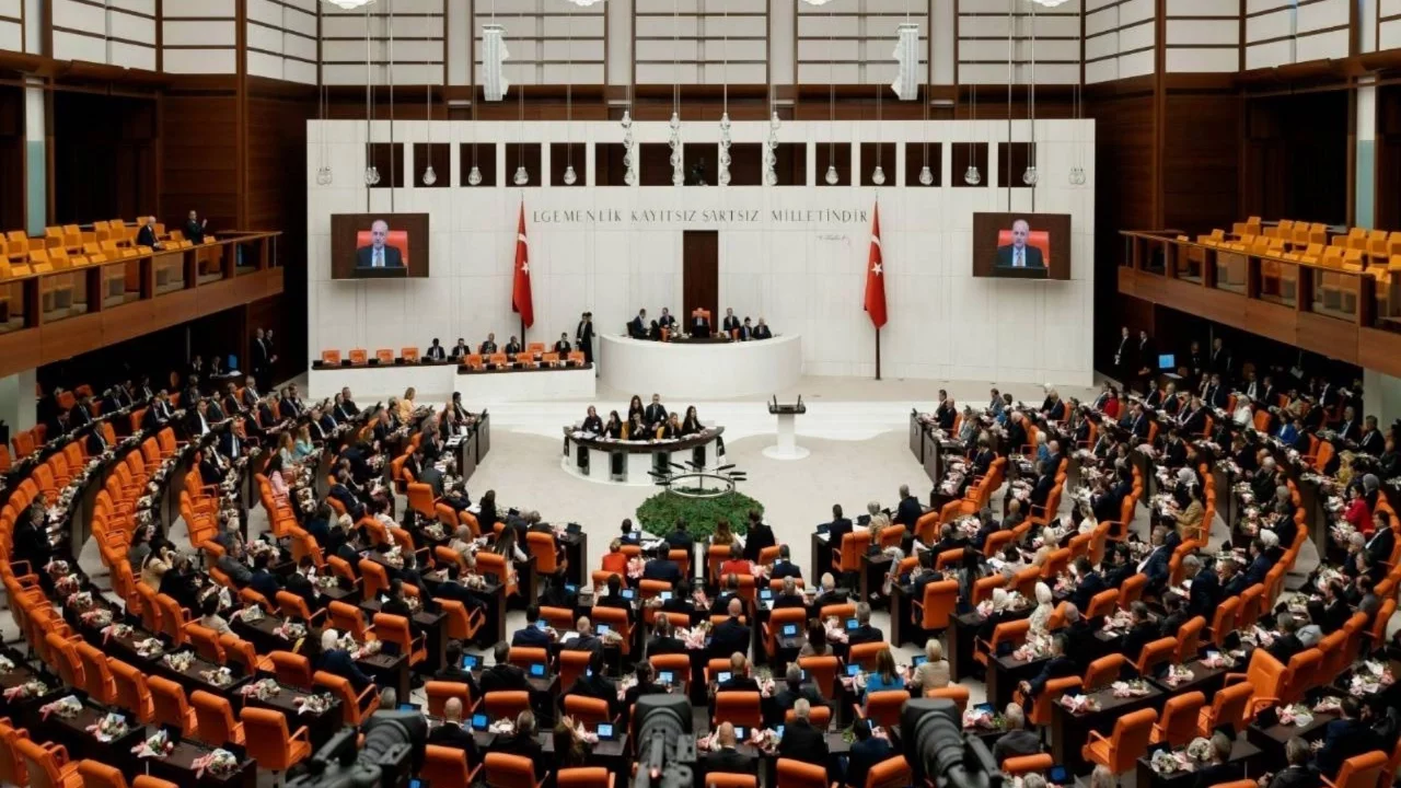 Bursa Büyükşehir Belediyesi'ne yönelik operasyon için araştırma önergesi: AK Parti ve MHP reddetti