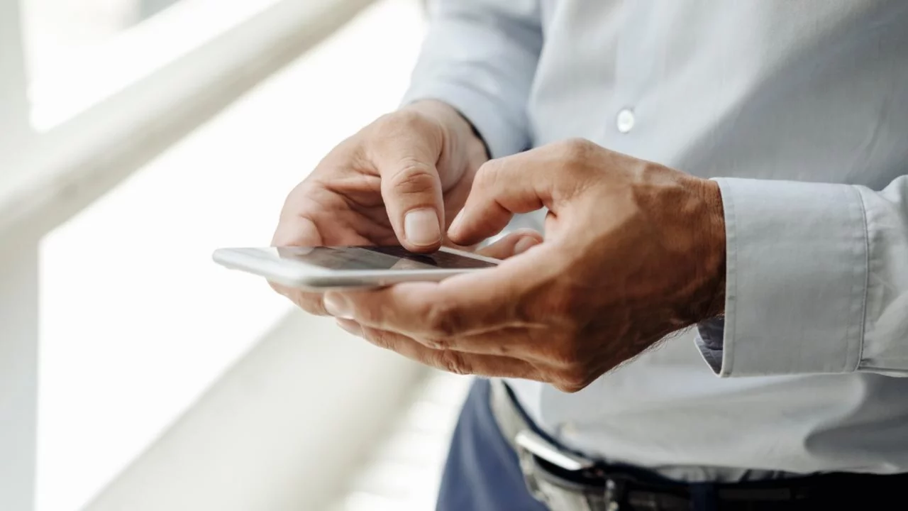 Kayıtsız telefonlar 1 Mayıs'ta kapanacak